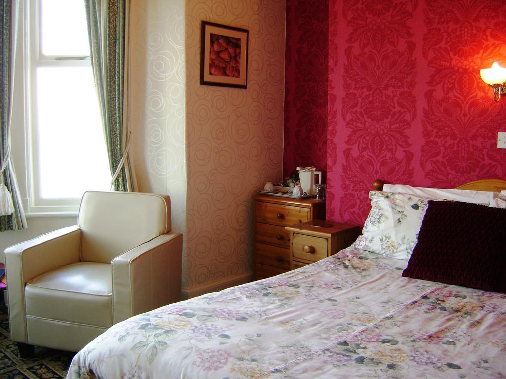The Wharncliffe Hotel Scarborough Quarto foto